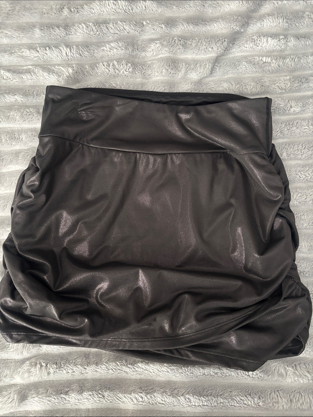 Halara Shiny Black Women's Skirt - Sleek Ruched Design